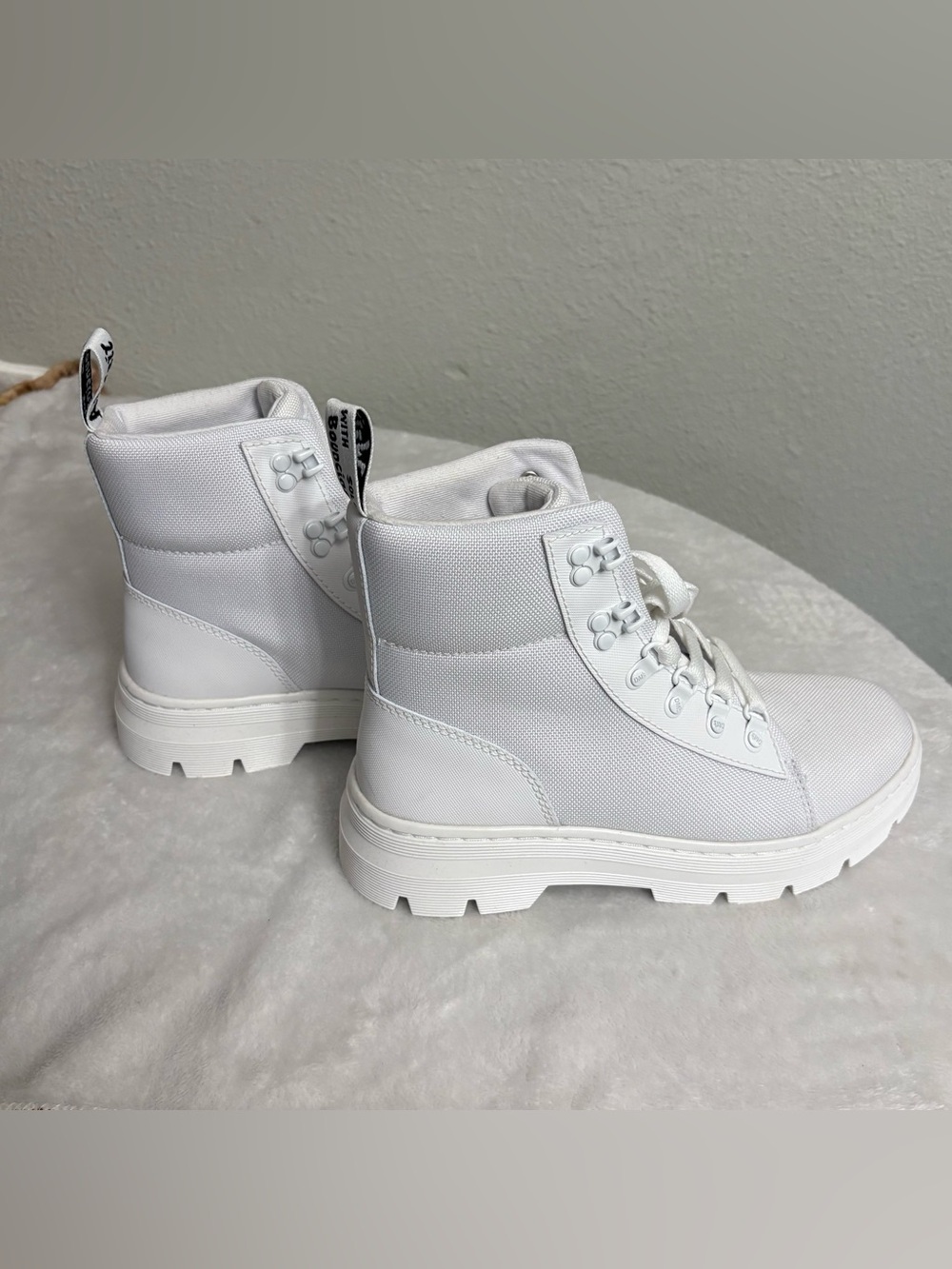 Dr Martens White Combat Boots Women’s Size 8